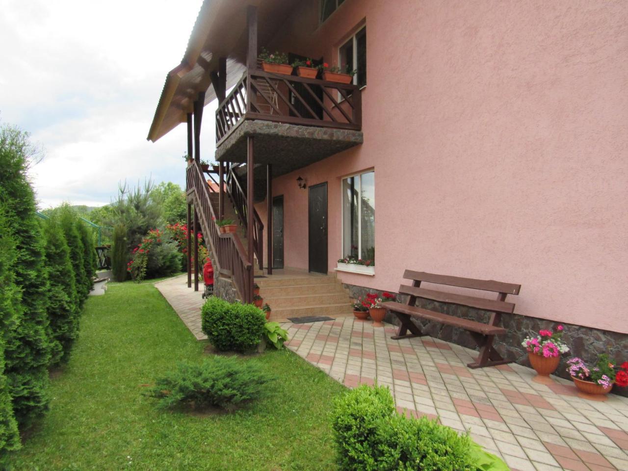 Hotel U Neli Solotschyn Exterior foto